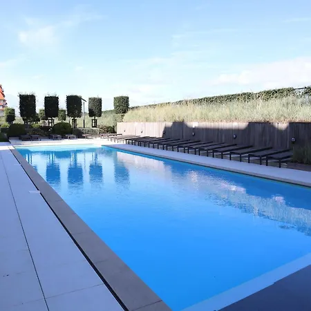 Aello 105 With Communal Swimming Pools