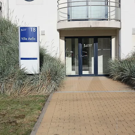 Appartement In Near The Marina *