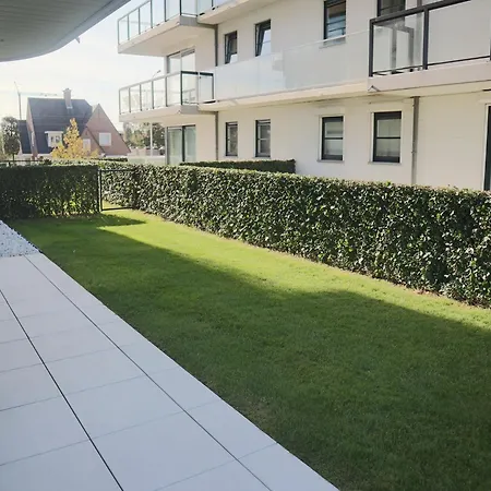 In Near The Marina Daire *